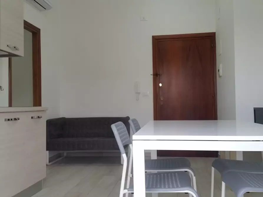 Immagine 2 di Bilocale in affitto  in Via Monte Sirente a Francavilla Al Mare
