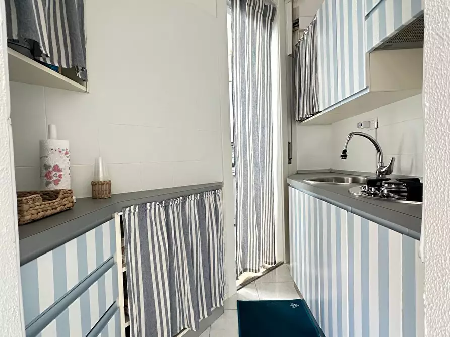 Immagine 5 di Trilocale in affitto  a Francavilla Al Mare