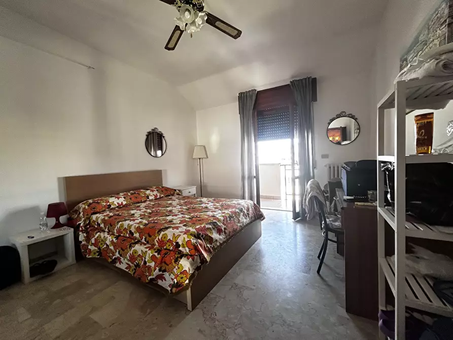 Immagine 12 di Pentalocale in affitto  in Viale Maiella 23/A a Francavilla Al Mare