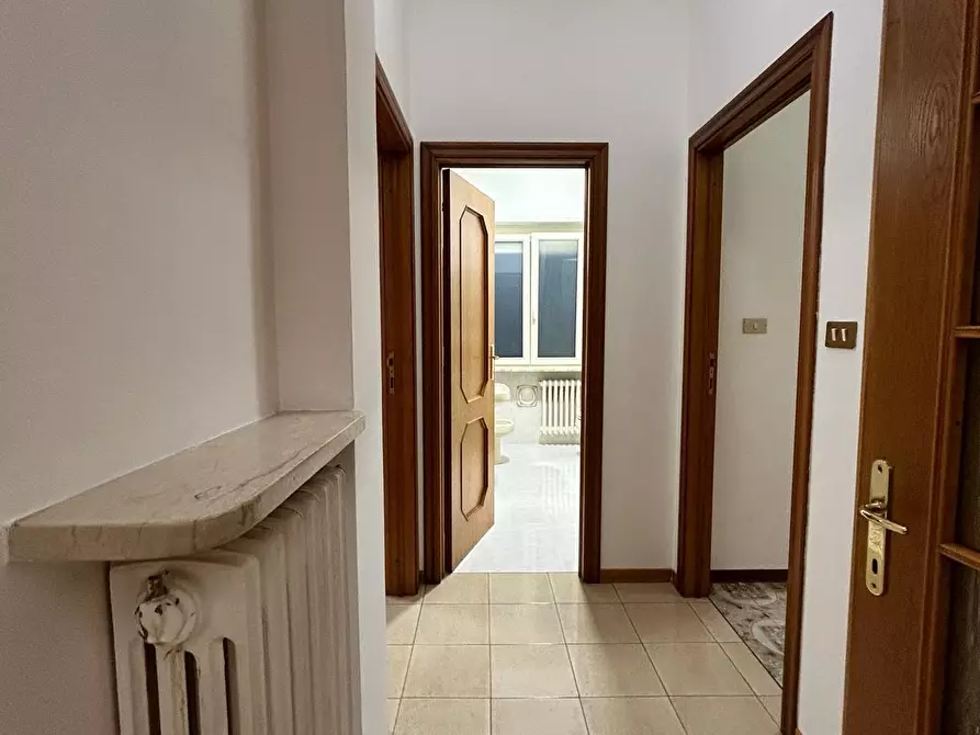 Immagine 15 di Pentalocale in affitto  in Viale Maiella 23/A a Francavilla Al Mare