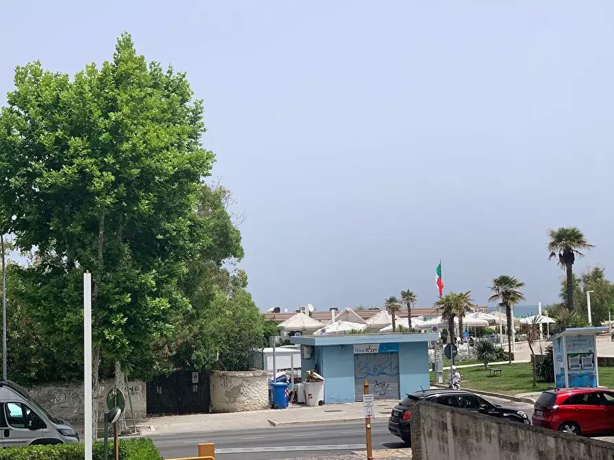 Immagine 16 di Bilocale in affitto  a Francavilla Al Mare