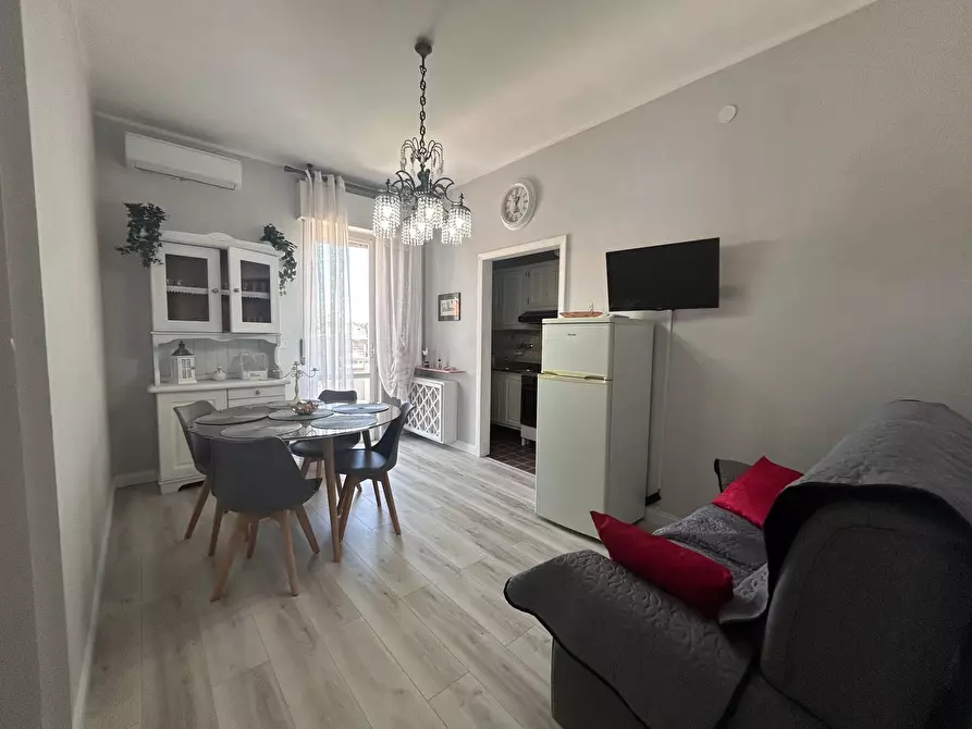 Immagine 1 di Trilocale in affitto  in Viale Maiella 23/A a Francavilla Al Mare