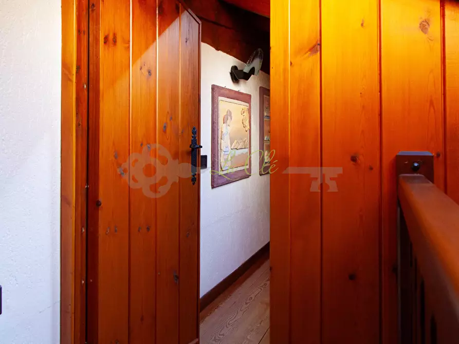 Immagine 18 di Quadrilocale in vendita  in Frazione Biolley 69 a Morgex