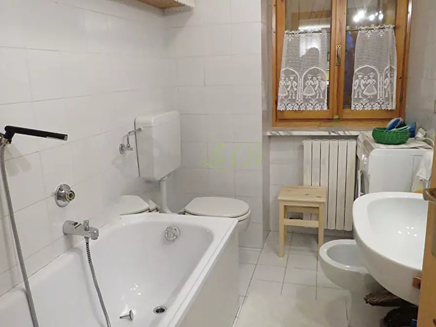 Immagine 8 di Quadrilocale in affitto  in Via Hermitage 2 a Courmayeur