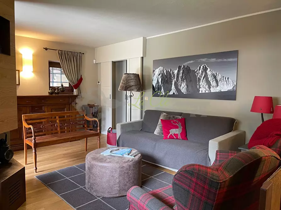 Immagine 4 di Trilocale in affitto  in Via Col Ferret 6 a Courmayeur