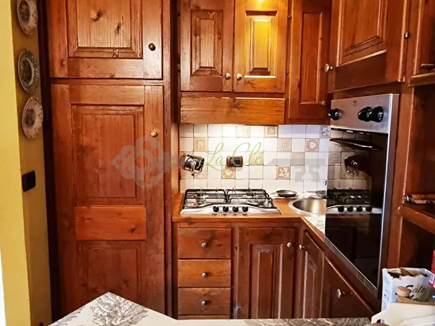 Immagine 7 di Quadrilocale in affitto  in Via Roma 10 a Courmayeur