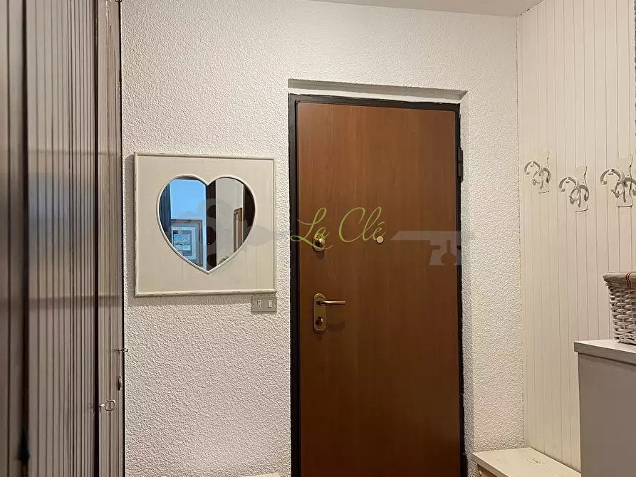 Immagine 7 di Trilocale in affitto  a Courmayeur