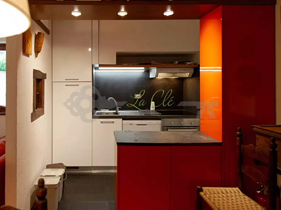 Immagine 7 di Quadrilocale in affitto  a Pre'-Saint-Didier