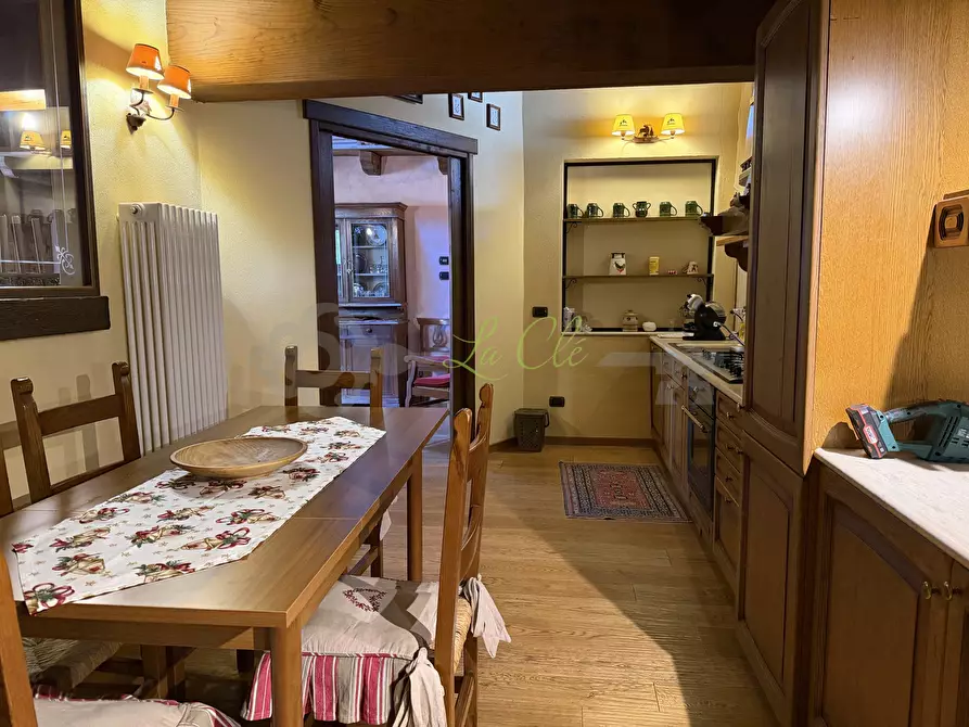 Immagine 15 di Trilocale in affitto  in Strada Regionale 41 a Courmayeur