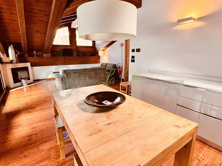 Immagine 9 di Mansarda in affitto  a Pre'-Saint-Didier