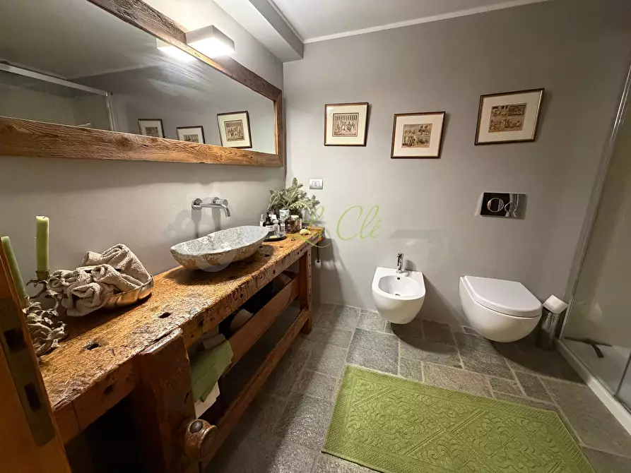 Immagine 29 di Trilocale in vendita  a Courmayeur