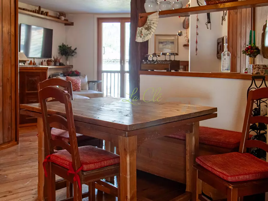 Immagine 12 di Quadrilocale in affitto  a Courmayeur