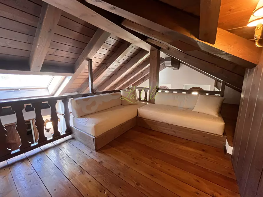 Immagine 23 di Pentalocale in affitto  in Regione Belvedere 4 a Courmayeur