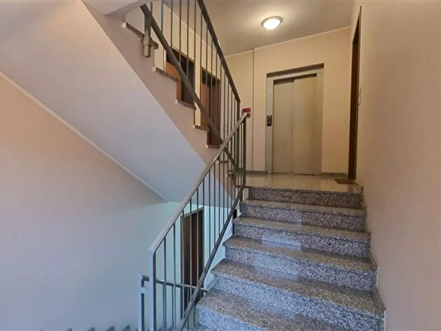 Immagine 3 di Bilocale in vendita  in Strada Val Parma 188 a Parma