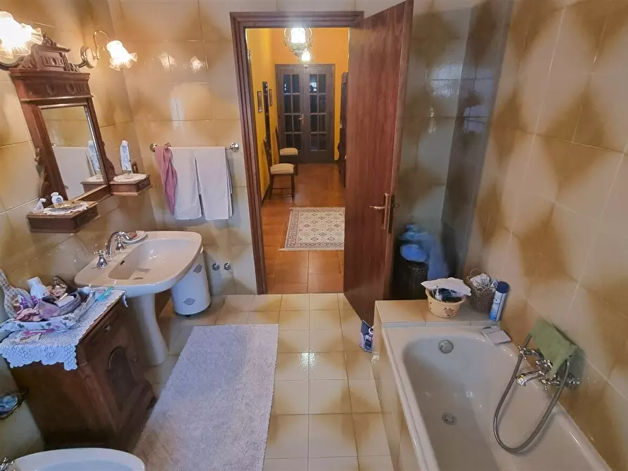 Immagine 10 di Casa indipendente in vendita  in Via XXV Aprile 28 a Lesignano De' Bagni