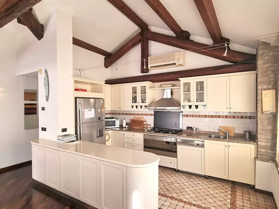 Immagine 4 di Trilocale in vendita  in Strada Bassa dei Folli 200 a Parma