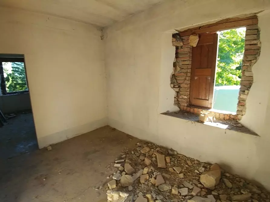 Immagine 18 di Rustico / casale in vendita  in Via Villa 121 a Castel D'aiano