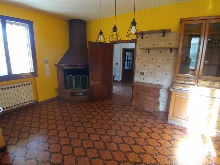 Immagine 11 di Trilocale in vendita  in Via dei Tozzi a Zocca