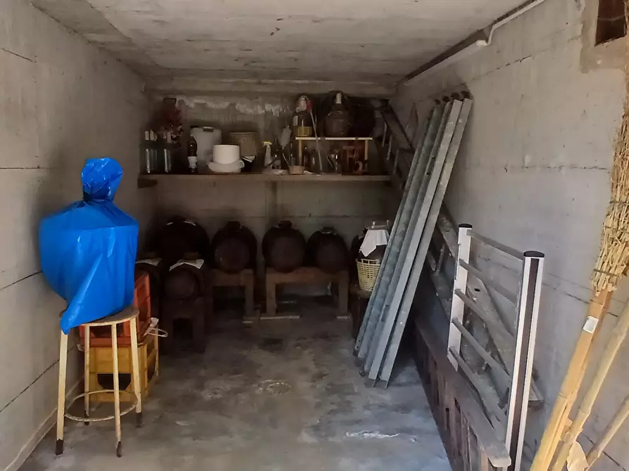 Immagine 42 di Rustico / casale in vendita  in Via I Maggio 381 a Guiglia