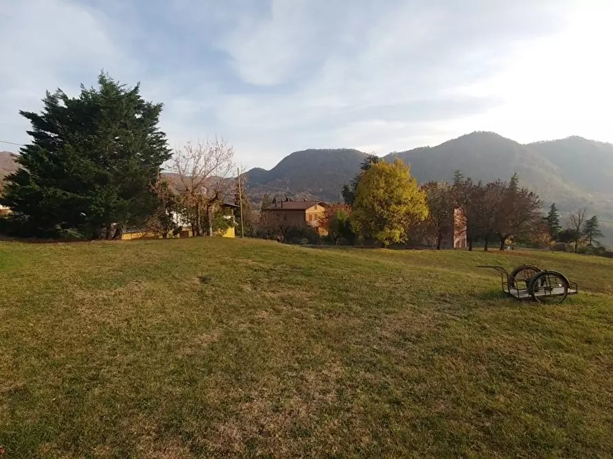 Immagine 6 di Villa in vendita  in Via Rosola 3132 a Zocca