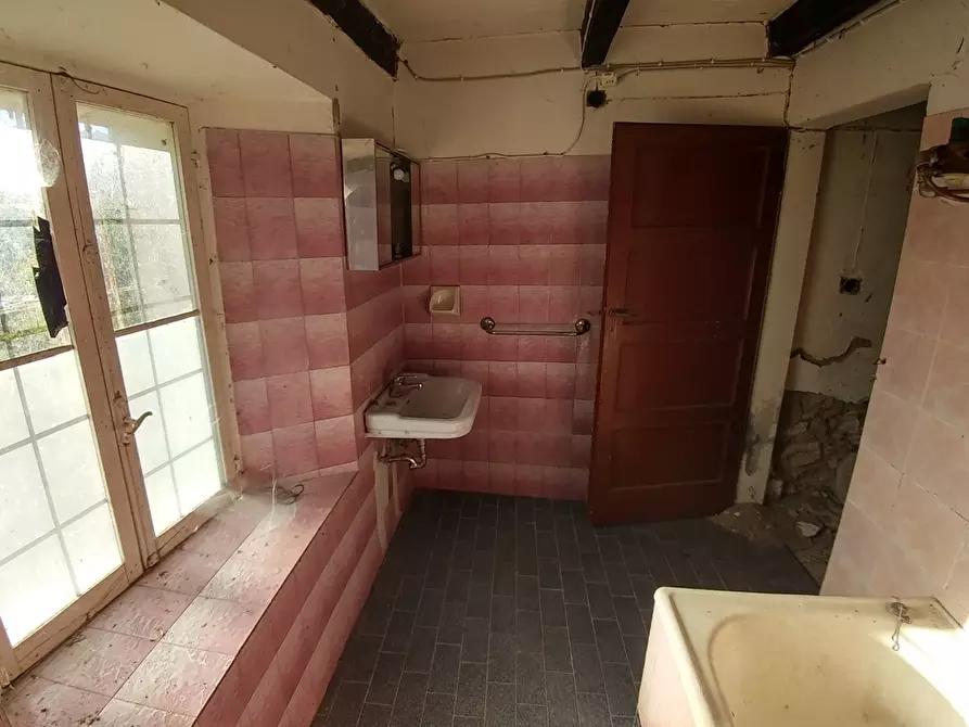 Immagine 30 di Rustico / casale in vendita  in Via Montalbano 3370 a Zocca