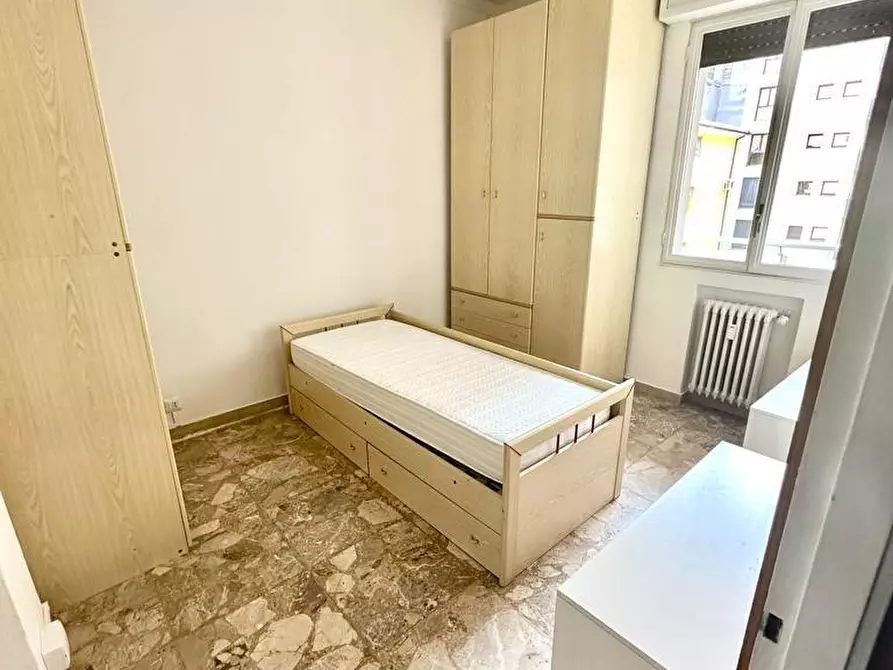 Immagine 1 di Stanza singola in affitto  a Modena