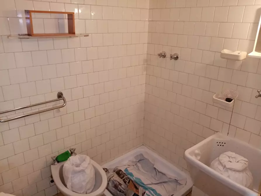 Immagine 24 di Quadrilocale in vendita  in Viale Giosuè Borsi 17 a Terni