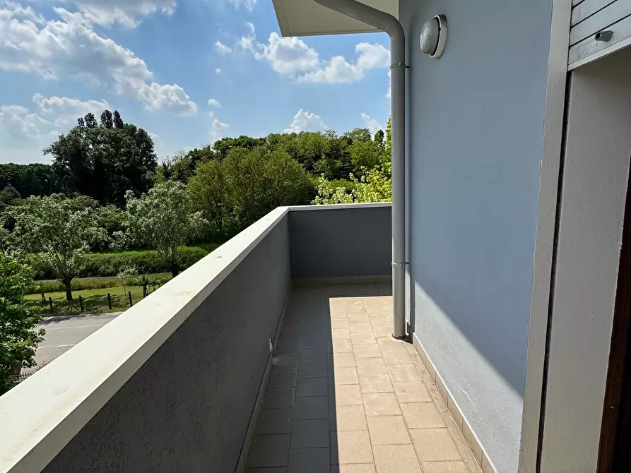 Immagine 9 di Quadrilocale in vendita  a Rovigo