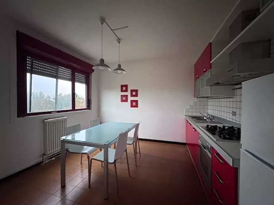 Immagine 5 di Trilocale in vendita  a Rovigo