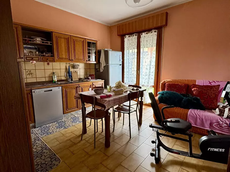 Immagine 5 di Villa in vendita  in Via Pietro Nenni a Bosaro