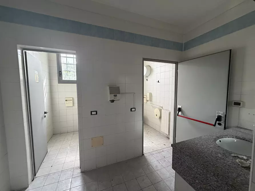 Immagine 11 di Capannone industriale in vendita  in Via Vincenzo Chiarugi 10 a Rovigo