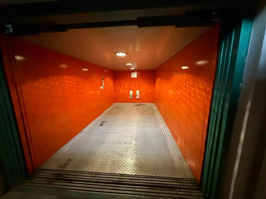 Immagine 16 di Trilocale in vendita  in Via Silvestri 15/P a Rovigo