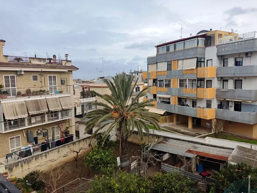 Immagine 16 di Trilocale in vendita  in Via col di lana 3B a Bari