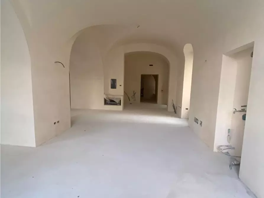 Immagine 3 di Locale commerciale in affitto  in Corso Garibaldi 37 a Casamassima