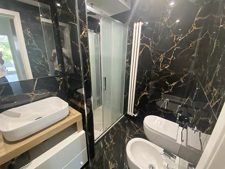 Immagine 9 di Villa in vendita  in Viale dei pini B/2B a Noicattaro