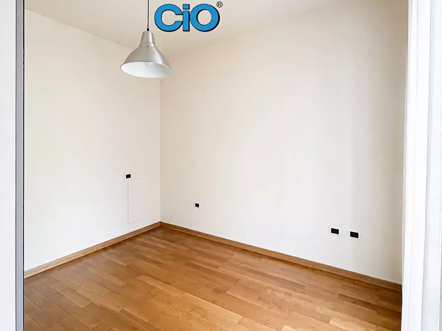 Immagine 8 di Bilocale in vendita  a Bologna