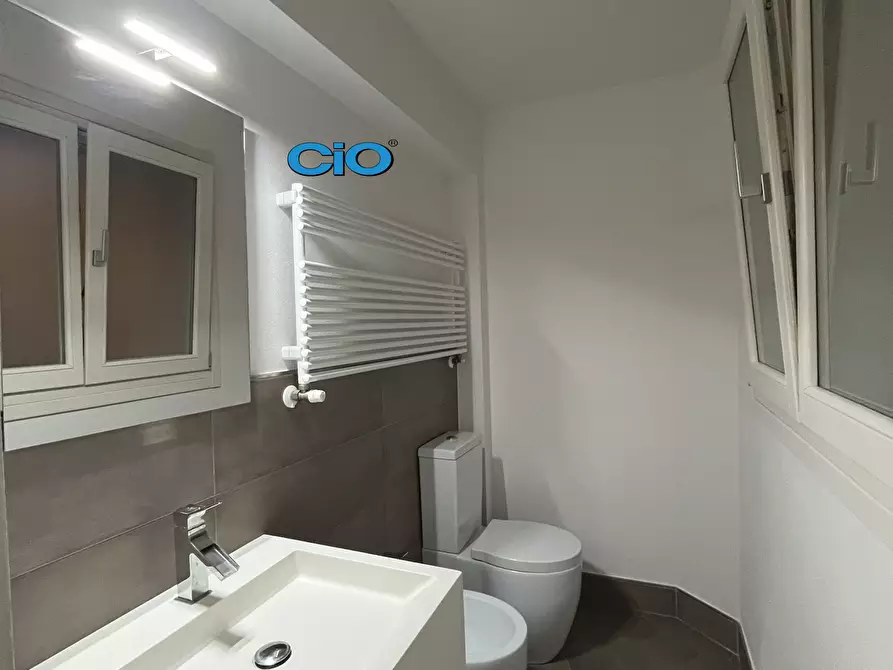 Immagine 6 di Quadrilocale in affitto  a Bologna