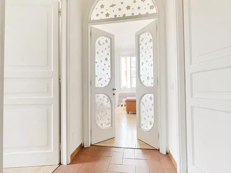 Immagine 4 di Appartamento in vendita  a Bologna