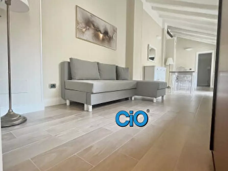 Immagine 2 di Trilocale in vendita  a Bologna