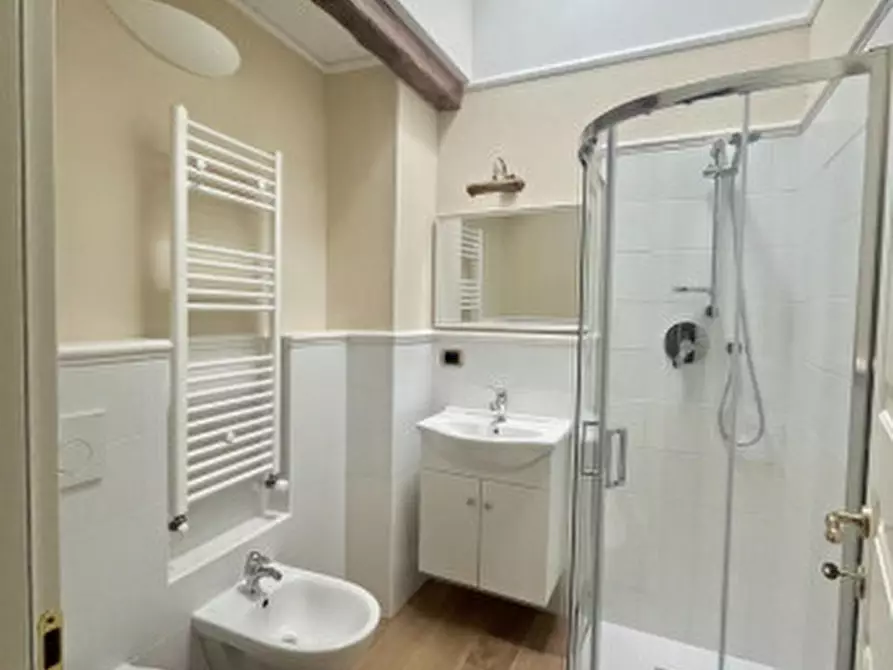 Immagine 8 di Trilocale in vendita  a Bologna