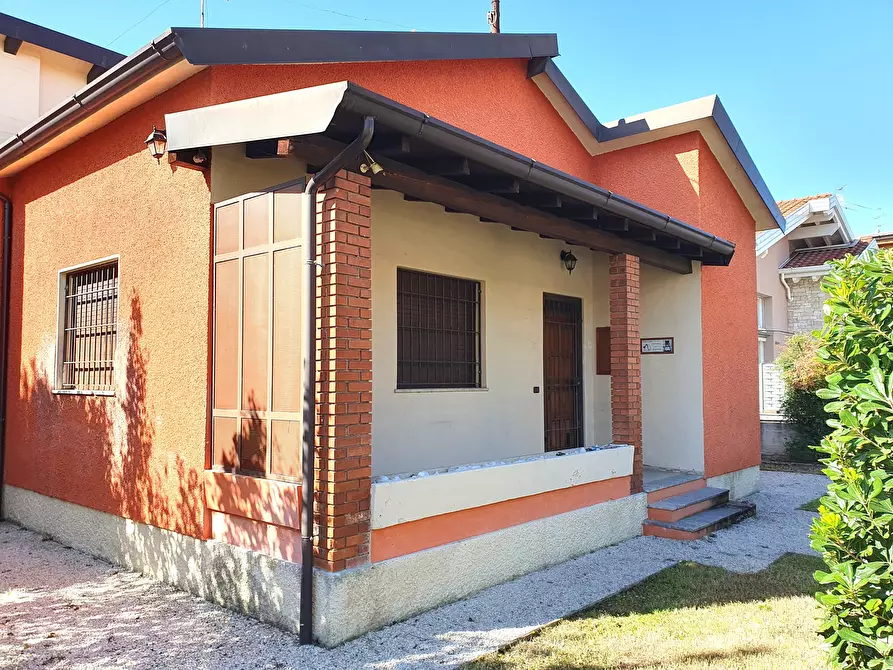 Immagine 18 di Casa indipendente in vendita  in CHIESANUOVA a Brescia