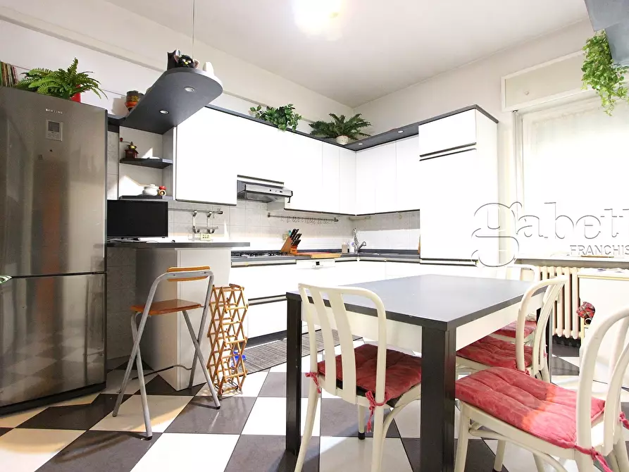 Immagine 14 di Pentalocale in vendita  in Via Cornaggia 20 a Rho