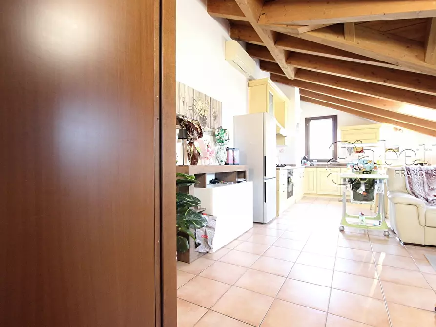 Immagine 16 di Bilocale in vendita  in Via della Novella a Nerviano