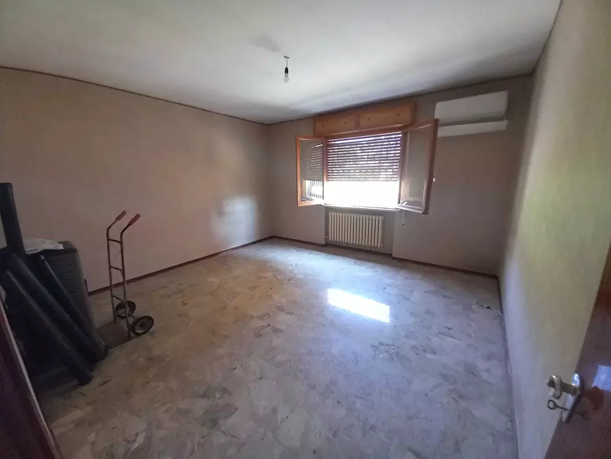 Immagine 10 di Casa indipendente in vendita  in Piazza Capelli 34 a Novafeltria