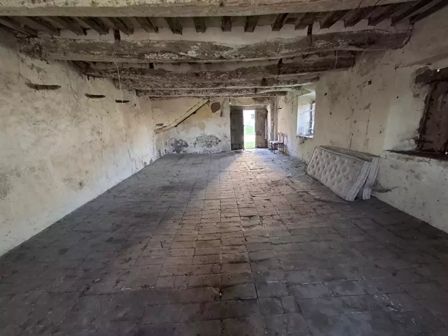 Immagine 6 di Magazzino in vendita  in Via Castelnuovo 16 a San Leo