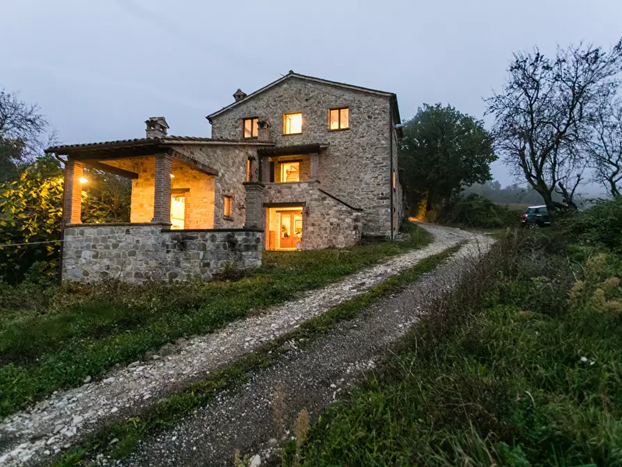 Immagine 3 di Rustico / casale in vendita  in Viale dei Tigli 5a a Pennabilli