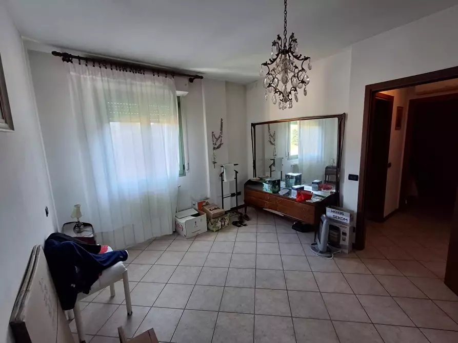 Immagine 11 di Trilocale in vendita  in Piazzale Kennedy 1 a Novafeltria