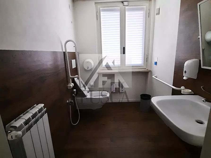 Immagine 7 di Villa in vendita  in Traversa III Via Romana a Lucca