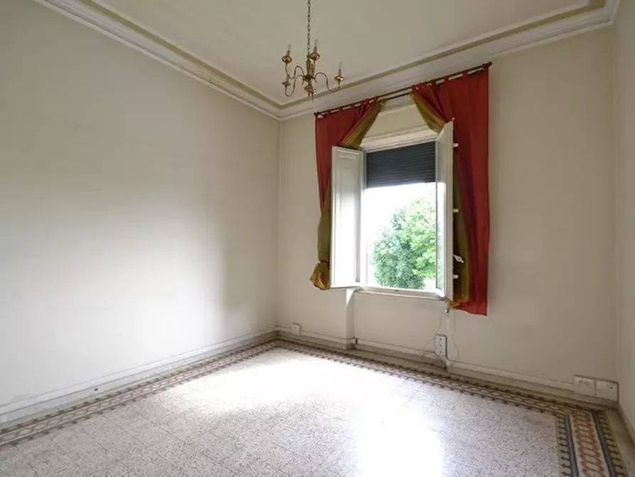 Immagine 11 di Villa in vendita  in gerani a Lucca