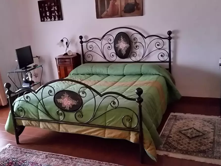 Immagine 16 di Villa in vendita  in bollori a Lucca